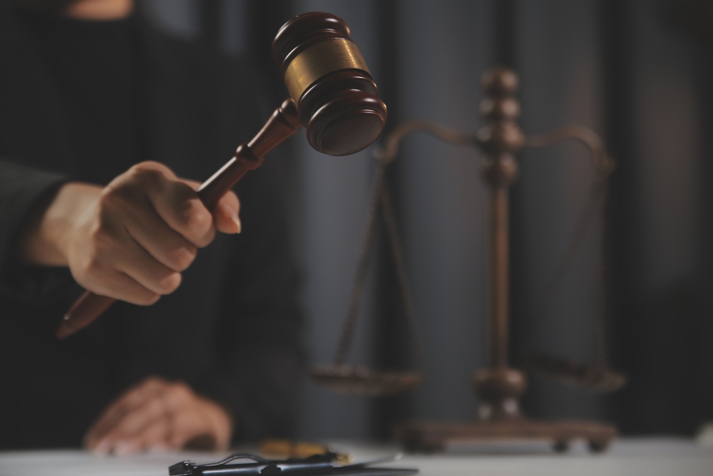 Read more about the article What to Expect in a Divorce Trial: Key Steps & Common Mistakes
